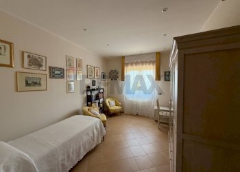 Camera / camera da letto - Villa a Schiera VIA STRETTOLONE, Grassano - foto 33
