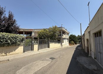 Edificio all\'aperto - Villa a Schiera VIA STRETTOLONE, Grassano - foto 85