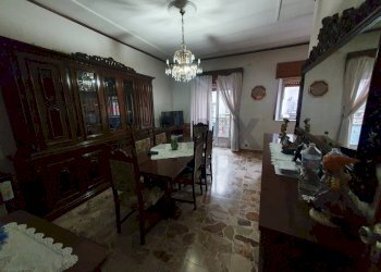 Sala da pranzo - Casa indipendente Via Acquanuova
127, Caltagirone - foto 6