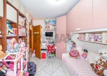 Camera / camera da letto - Quadrilocale Via Gaetano Costa
 
3, Belpasso - foto 15