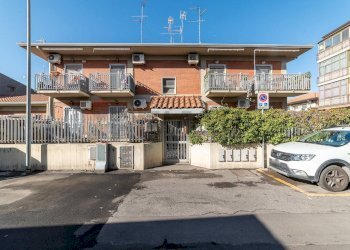 Edificio all\'aperto - Quadrilocale Via Gaetano Costa
 
3, Belpasso - foto 29