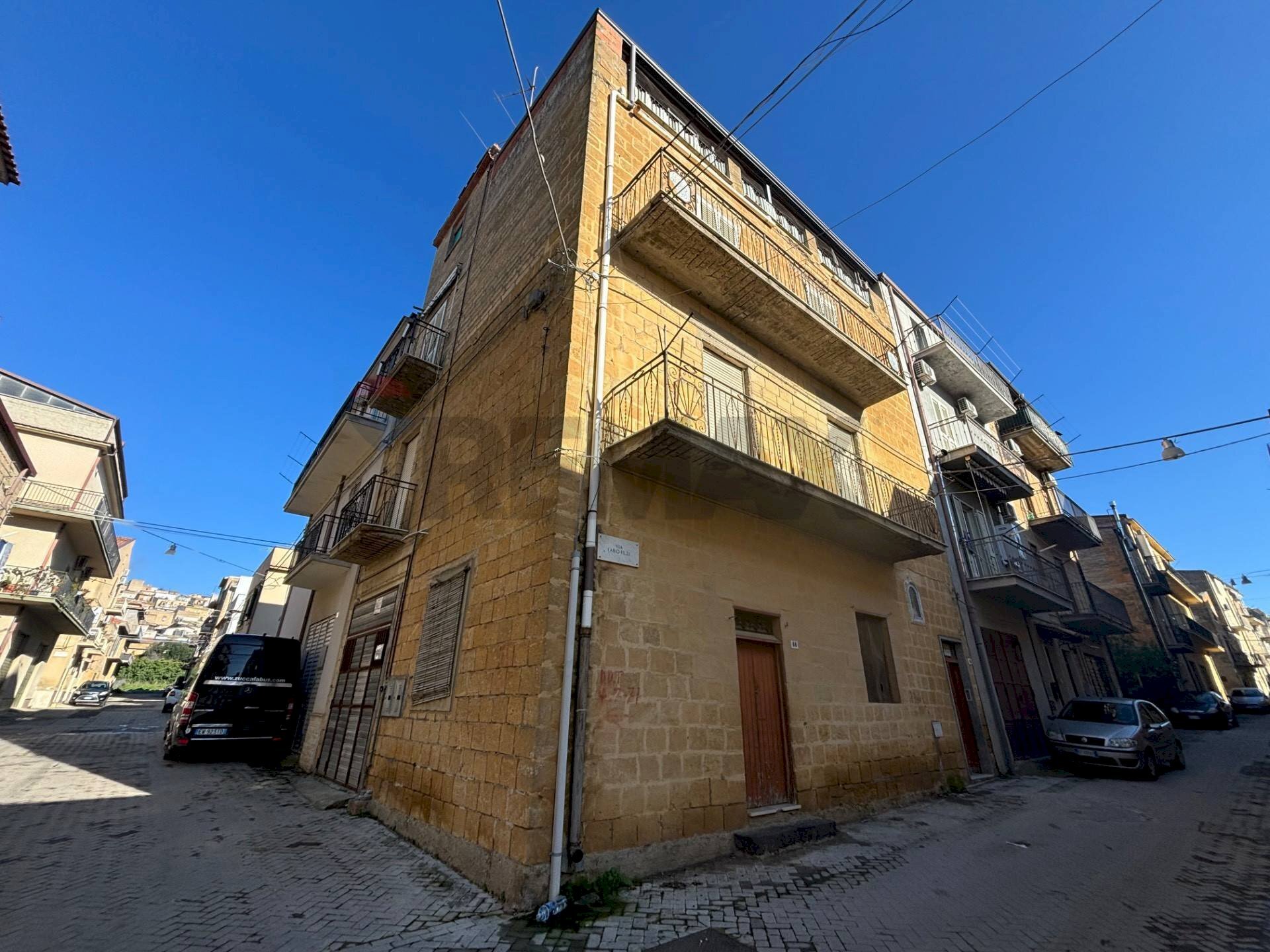 Edificio all\'aperto - Independent house Via Fabio Filzi
64, Pietraperzia - photo 2