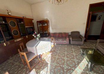 Sala da pranzo - Independent house Via Fabio Filzi
 
64, Pietraperzia - photo 16