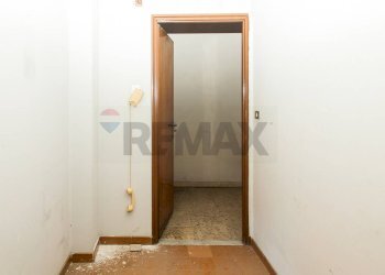 Hall / corridoio - Independent house Via Solferino
 
24-26, Lentini - photo 27