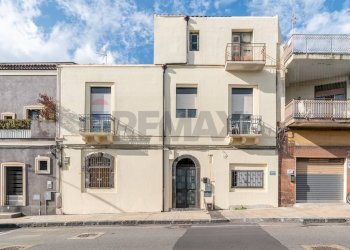 Edificio all\'aperto - Casa semi indipendente Via Sgroppillo
 
47/49, San Gregorio di Catania - foto 1