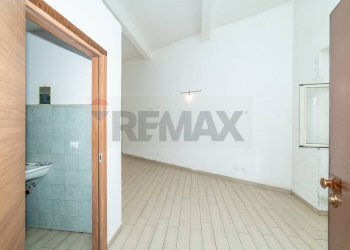 Stanza vuota - Casa semi indipendente Via Sgroppillo
 
47/49, San Gregorio di Catania - foto 13