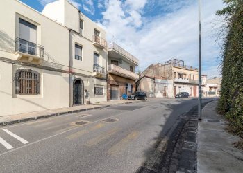 Edificio all\'aperto - Casa semi indipendente Via Sgroppillo
 
47/49, San Gregorio di Catania - foto 25