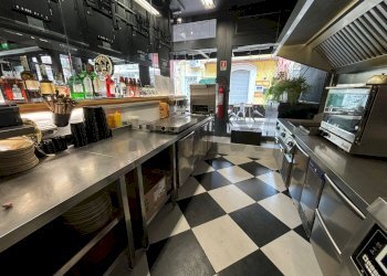 Cucina - Attività Commerciale Via Cavour
 
100, Vittoria - foto 5