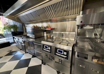 Cucina - Attività Commerciale Via Cavour
 
100, Vittoria - foto 16