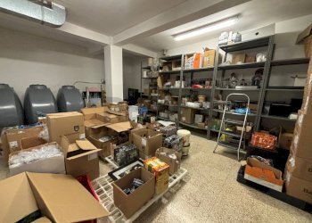 Dispensa di stoccaggio - Attività Commerciale Via Cavour
 
100, Vittoria - foto 26