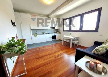 Sala da pranzo - Bilocale Via Emilio Treves
 
3, Milano - foto 1