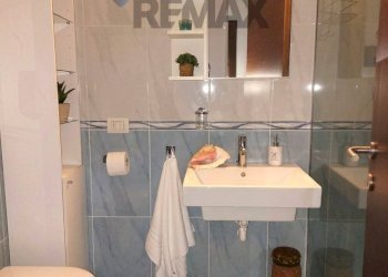 Bagno - Bilocale Via Emilio Treves
 
3, Milano - foto 14