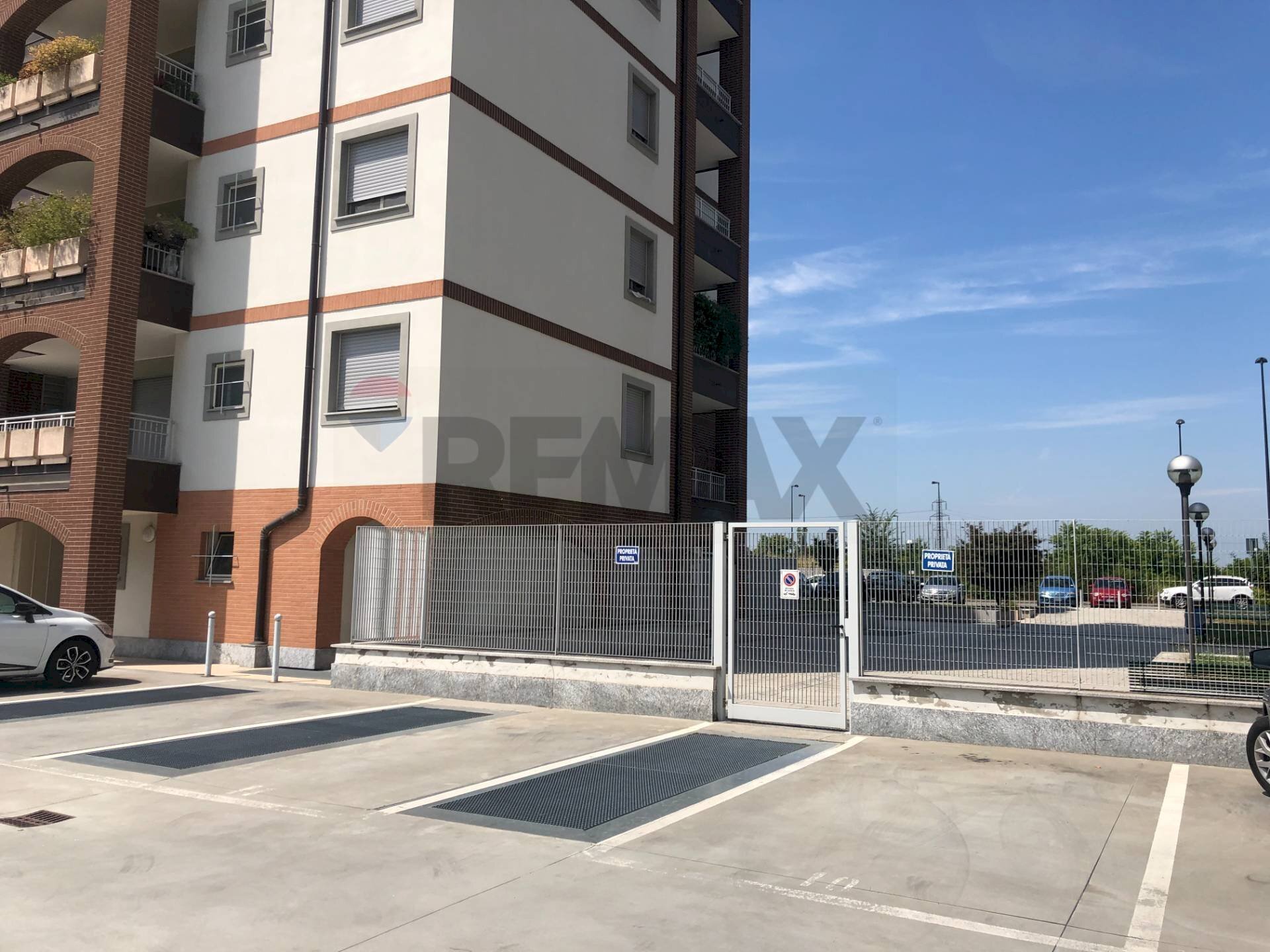 Edificio all\'aperto - Box via Caboto, Segrate - photo 3