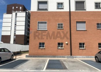 Edificio all\'aperto - Box via Caboto, Segrate - foto 4