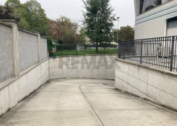 Terrazza - Box strada statale padana superiore
 
19, Cernusco sul Naviglio - foto 5