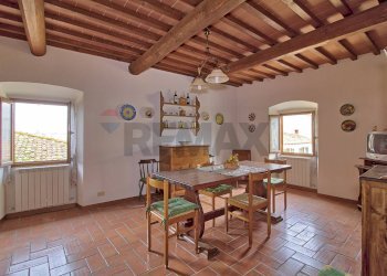 Sala da pranzo - Quadrilocale Corso Italia
 
17, Laterina Pergine Valdarno - foto 8