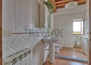 Bagno - Quadrilocale Corso Italia
 
17, Laterina Pergine Valdarno - foto 12