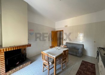 Sala da pranzo - Quadrilocale via garopoli
 
15, Corigliano-Rossano - foto 3