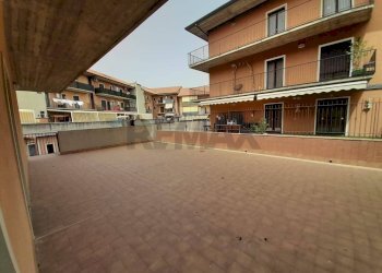 Terrazza - Quadrilocale Via Quasimodo
 
9, Camporotondo Etneo - foto 6