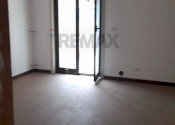 Stanza vuota - Quadrilocale Via Quasimodo
 
9, Camporotondo Etneo - foto 11