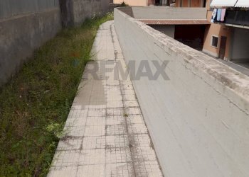 Edificio all\'aperto - Quadrilocale Via Quasimodo
 
9, Camporotondo Etneo - foto 12