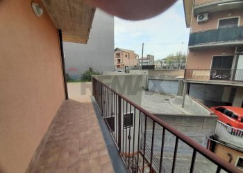 Balcone - Quadrilocale Via Quasimodo
 
9, Camporotondo Etneo - foto 15