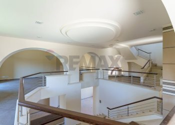 Scale - Villa Luigi Capuana
 
10, Aci Sant'Antonio - foto 24