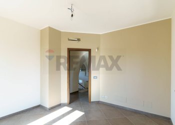 Stanza vuota - Villa Luigi Capuana
 
10, Aci Sant'Antonio - foto 38