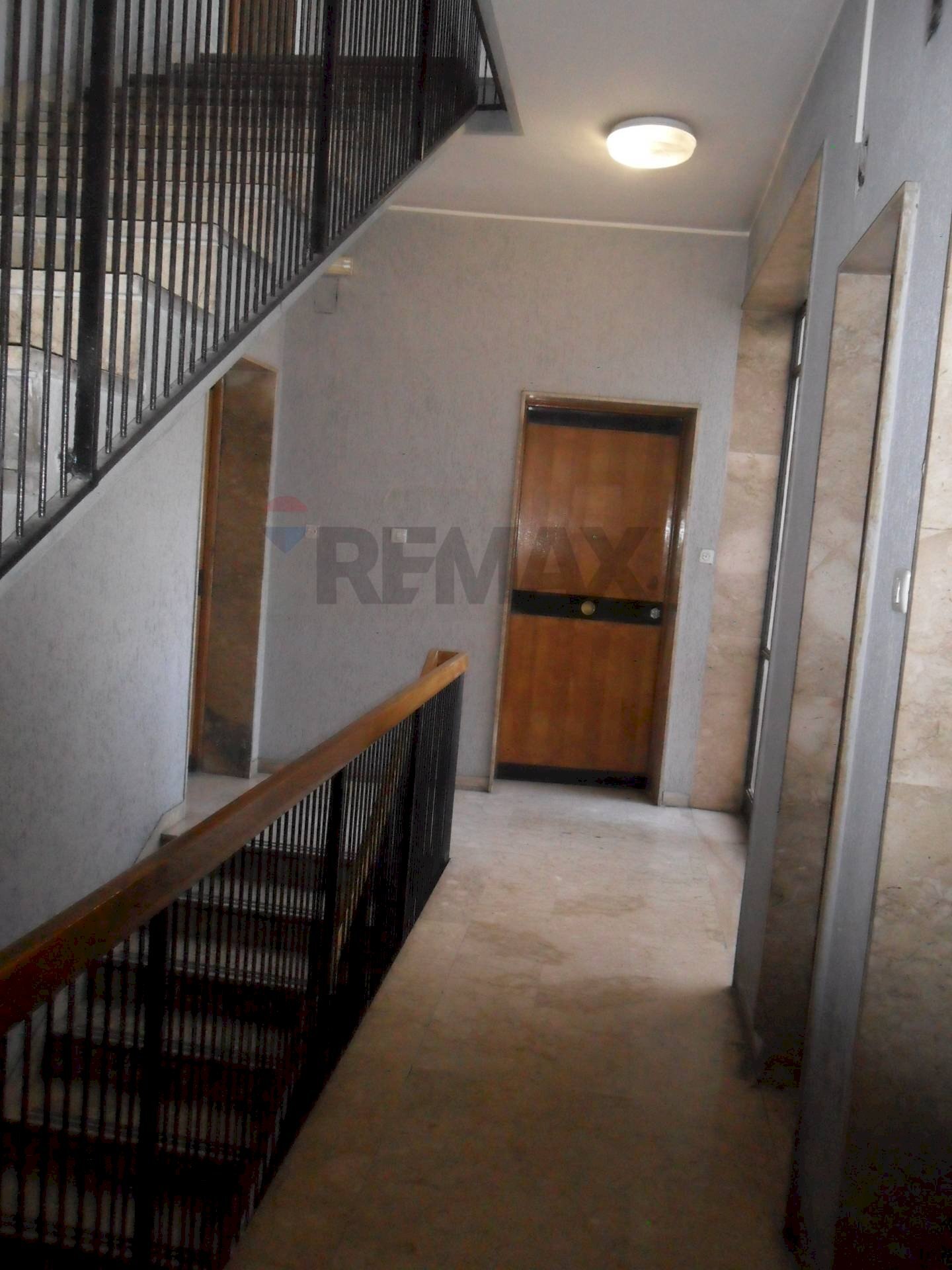Hall / corridoio - Apartment Corso  Vittorio Emanuele
 
109, Caltanissetta - photo 2