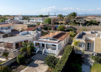 Casa all\'aperto - Villa via Contrada Spinazza
 
snc, Noto - foto 6