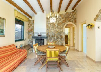 Sala da pranzo - Villa via Contrada Spinazza
 
snc, Noto - foto 12