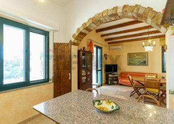 Sala da pranzo - Villa via Contrada Spinazza
 
snc, Noto - foto 20