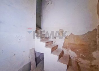 Scale - Casa semi indipendente via umberto
 
110, Ferla - foto 9