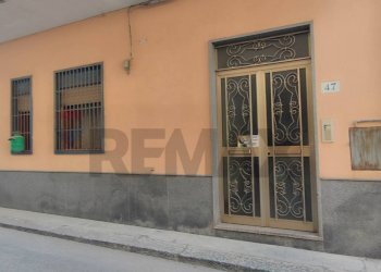 Edificio all\'aperto - Quadrilocale VIA SIRACUSA
 
47, Caltagirone - foto 1