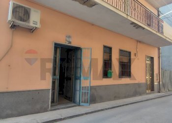 Edificio all\'aperto - Quadrilocale VIA SIRACUSA
 
47, Caltagirone - foto 2