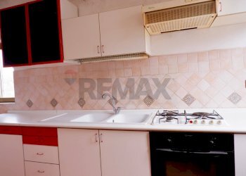 Cucina - Casa indipendente Via Europa
 
36, Baia e Latina - foto 14