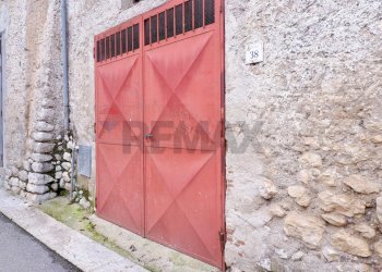 Dettagli - Casa indipendente Via Europa
 
36, Baia e Latina - foto 38