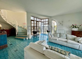 Soggiorno - Villa Fondi - foto 12