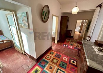 Hall / corridoio - Casa indipendente Endine Gaiano - foto 20