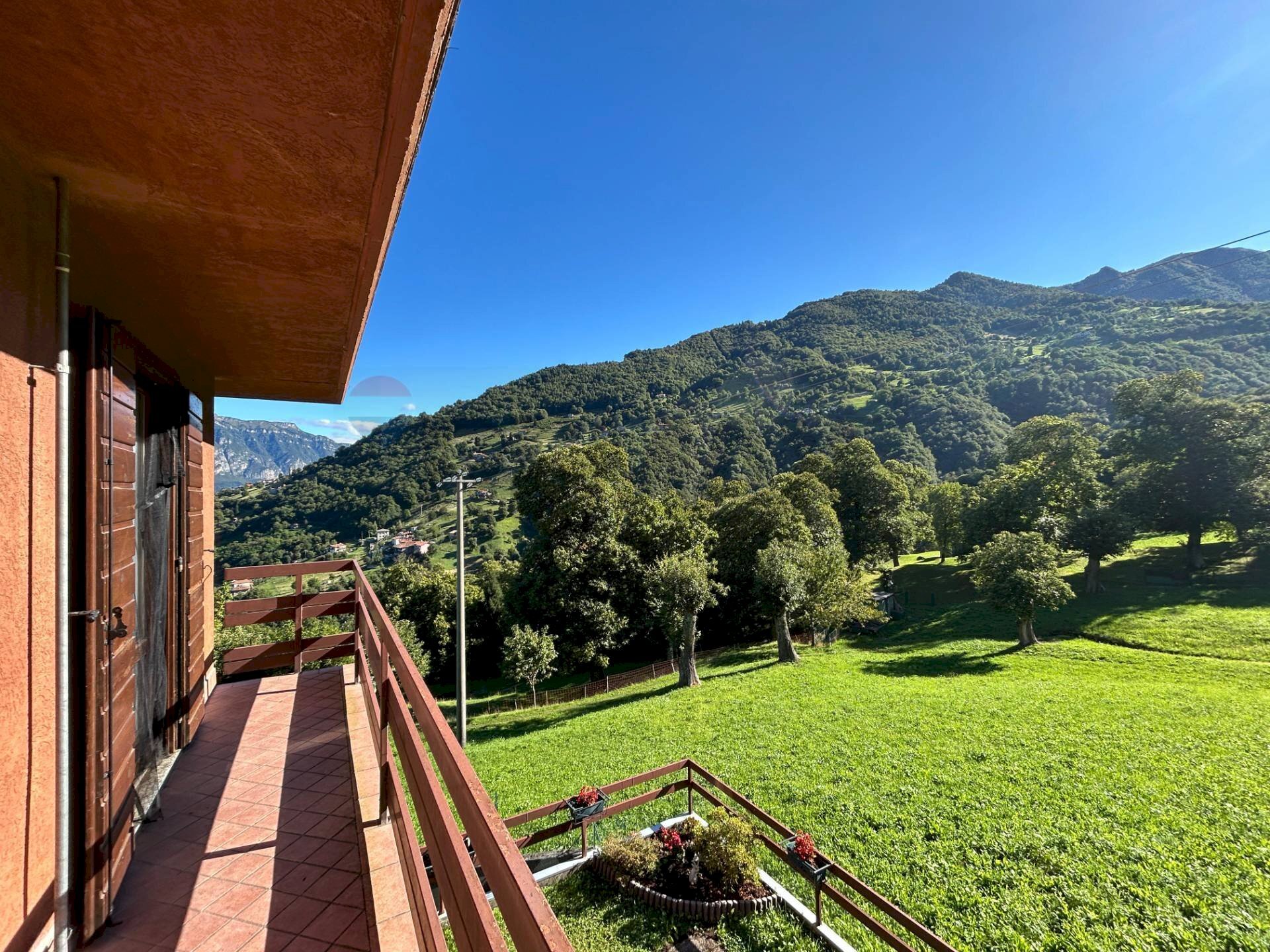 Balcone - Three-room apartment Artogne - photo 2