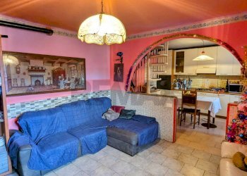 Sala da pranzo - Casa semi indipendente Darfo Boario Terme - foto 4