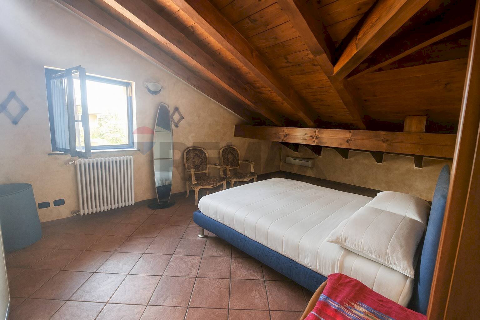 Camera / camera da letto - Trilocale VIA VITTORIO VENETO
 
64, Oleggio Castello - foto 2