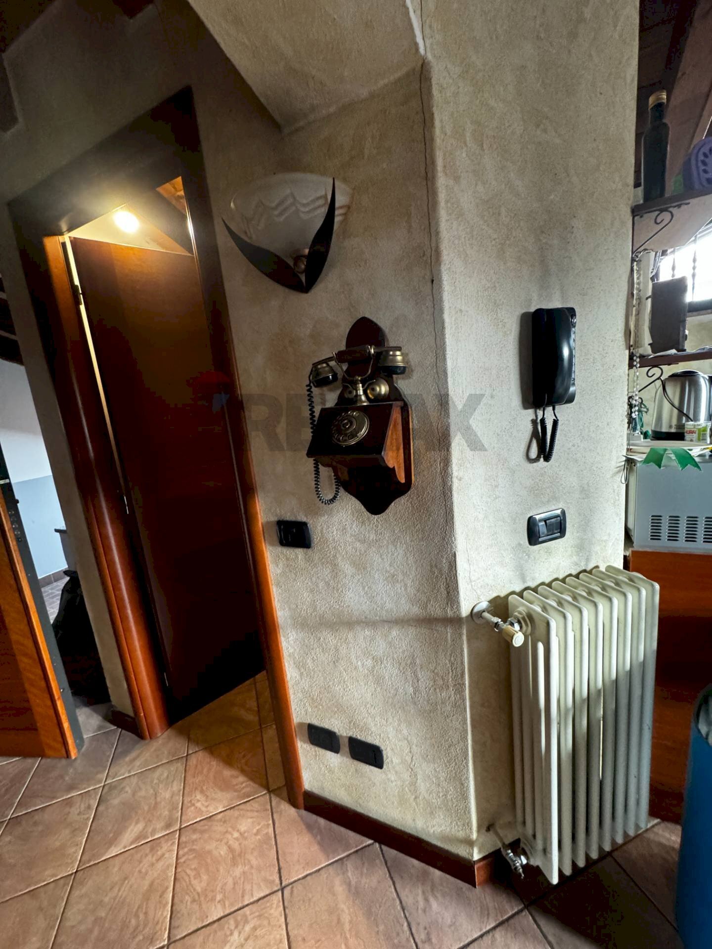 Dettagli - Trilocale VIA VITTORIO VENETO
 
64, Oleggio Castello - foto 3