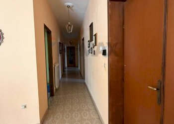 Hall / corridoio - Villa Croce
 
20, Francolise - foto 10