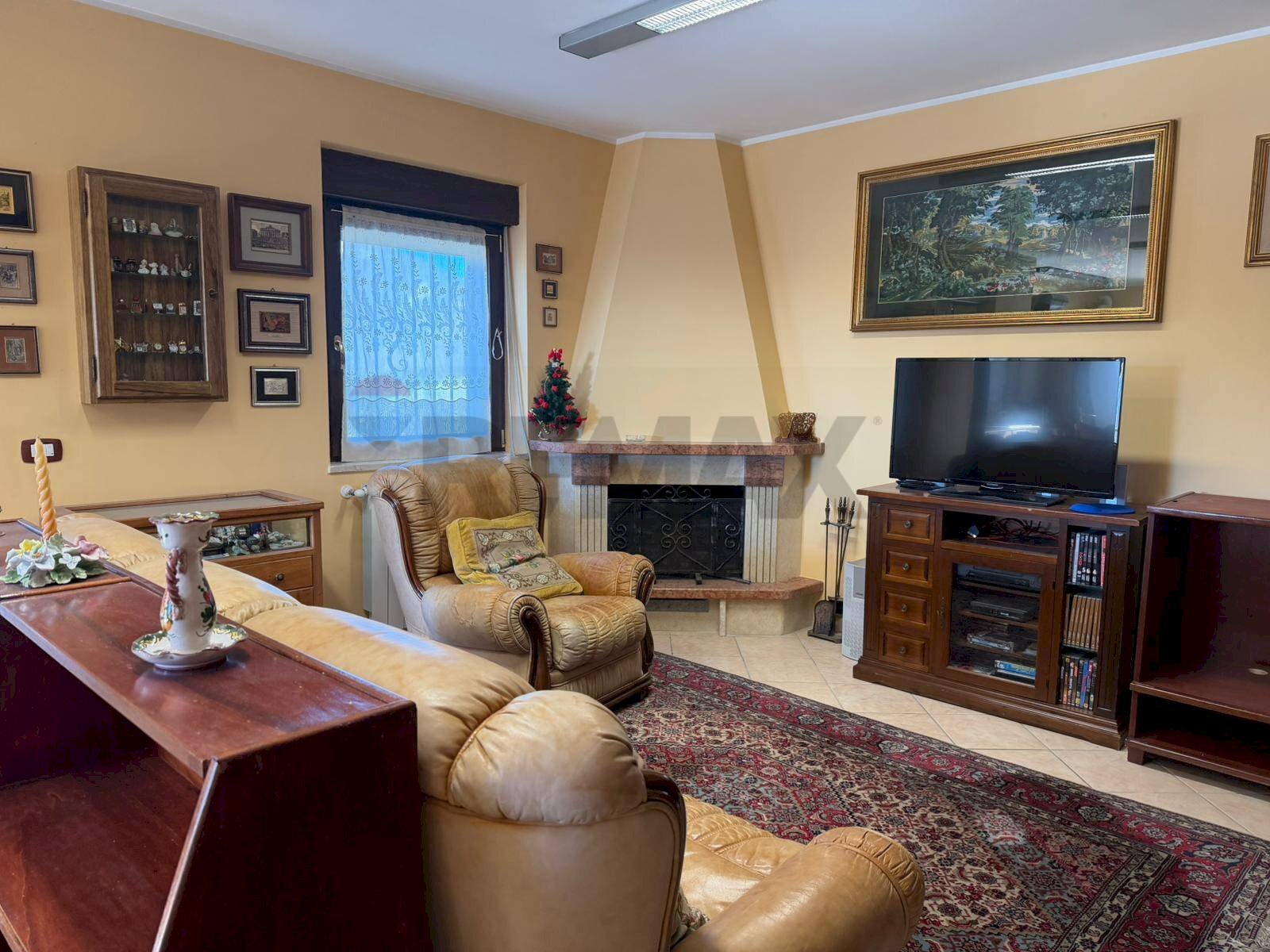 Soggiorno - Quadrilocale Via Sopra la fontana
 
snc, Castel di Sangro - foto 1