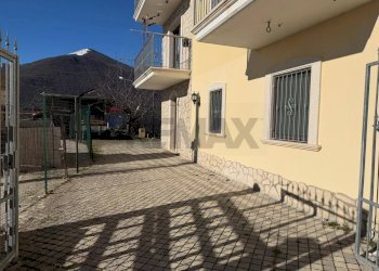 ingresso indipendente - Quadrilocale Via Sopra la fontana
 
snc, Castel di Sangro - foto 5