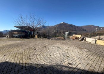 Vista delle montagne - Quadrilocale Via Sopra la fontana
 
snc, Castel di Sangro - foto 7