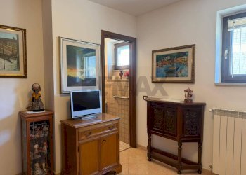 Soggiorno - Quadrilocale Via Sopra la fontana
 
snc, Castel di Sangro - foto 15