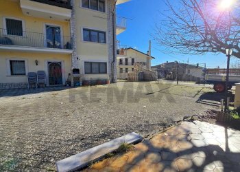 Edificio all\'aperto - Quadrilocale Via Sopra la fontana
 
snc, Castel di Sangro - foto 39