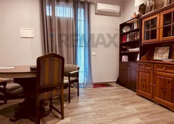 Soggiorno - Trilocale Via Resuttana
 
227, Palermo - foto 4